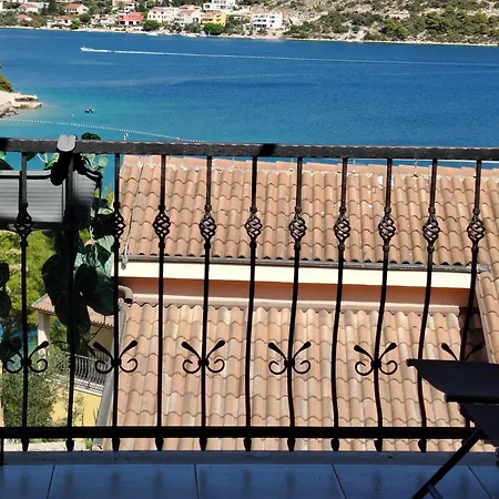 Kopara 公寓 罗戈兹尼察