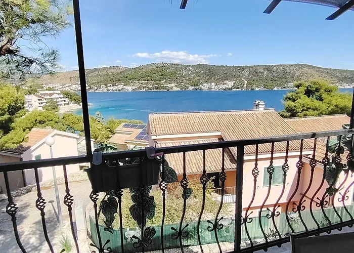 Kopara * Rogoznica (Sibenik-Knin)